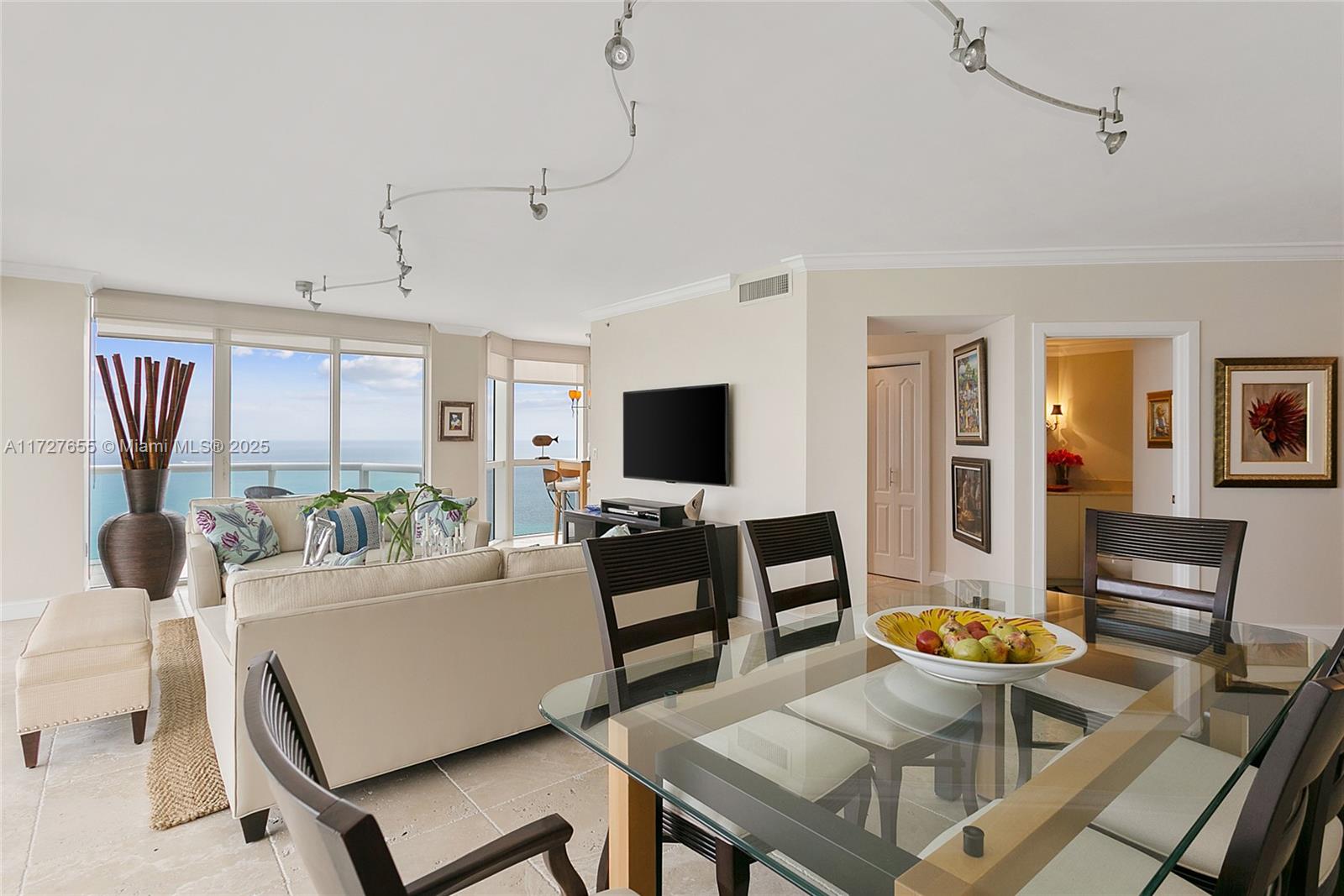 6365 Collins Ave 3401