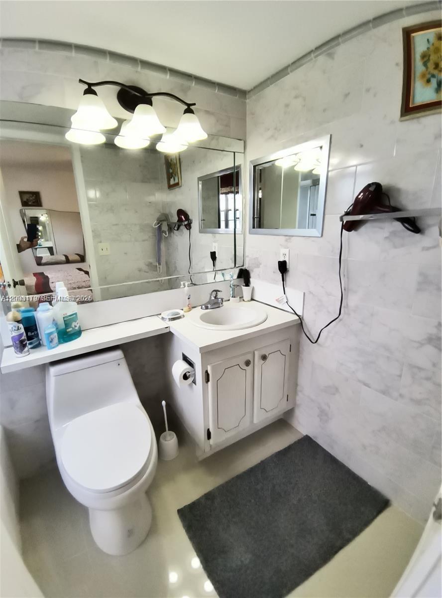 MARKHAM N CONDO - Residential Lease