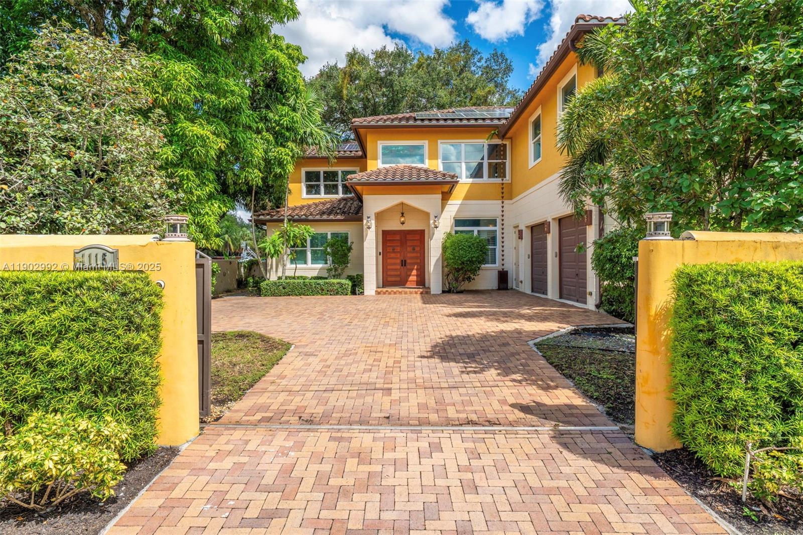 RIVERSIDE ADD AMEN PLAT - Residential