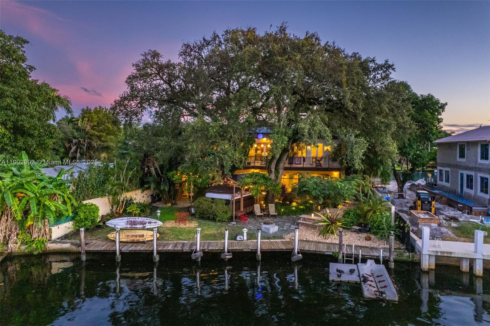 RIVERSIDE ADD AMEN PLAT - Residential