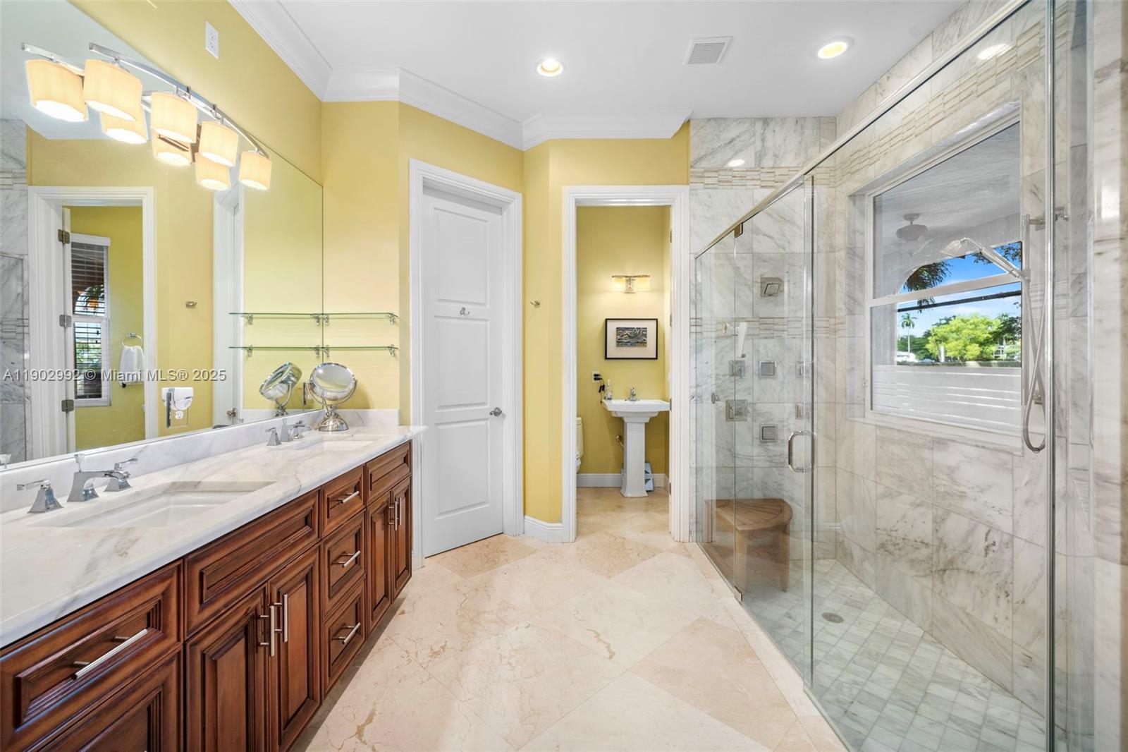 RIVERSIDE ADD AMEN PLAT - Residential