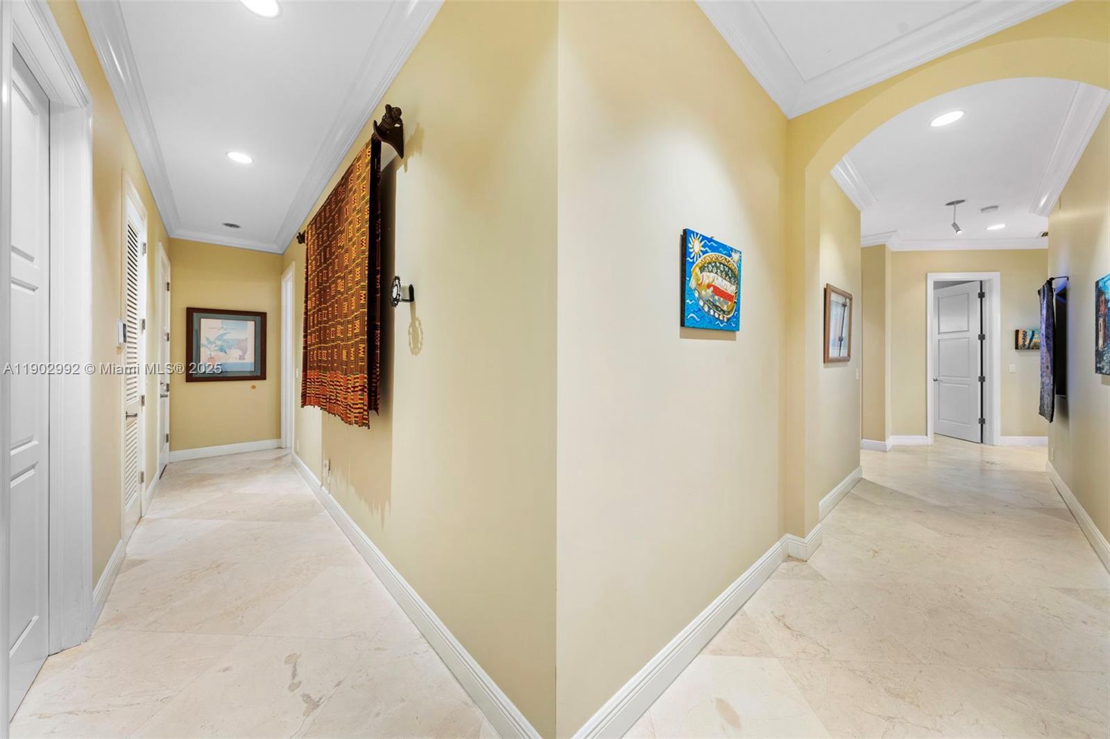 RIVERSIDE ADD AMEN PLAT - Residential