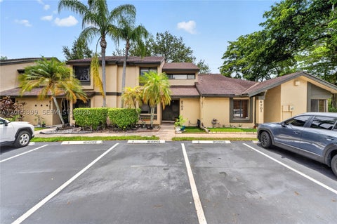 Tiny photo for 8703 Cleary Blvd, Plantation, FL 33324 (MLS # A12065399)