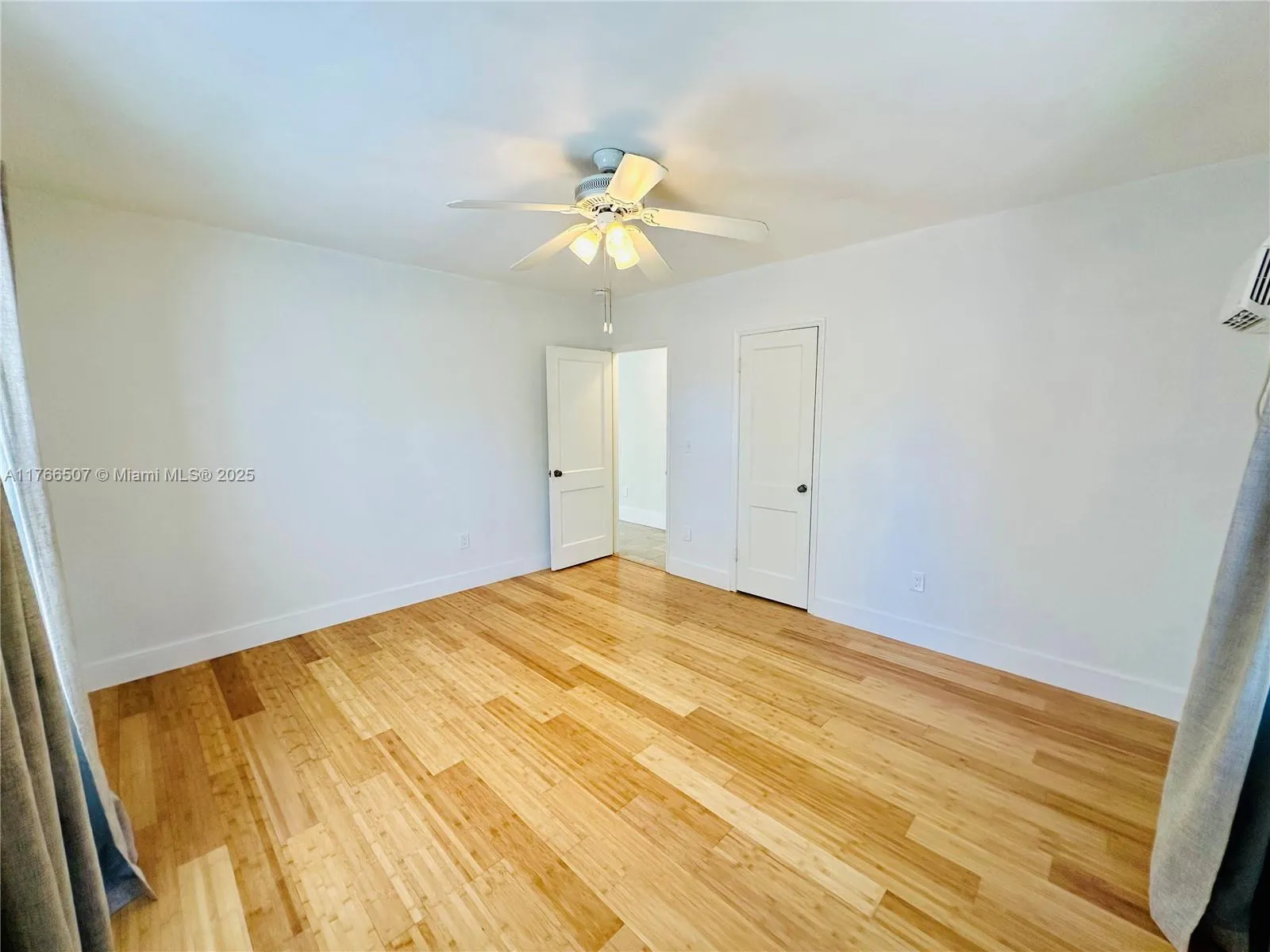 North Miami, Florida 33168, United States, 2 Bedrooms Bedrooms, ,1 BathroomBathrooms,Residential,Active,93451