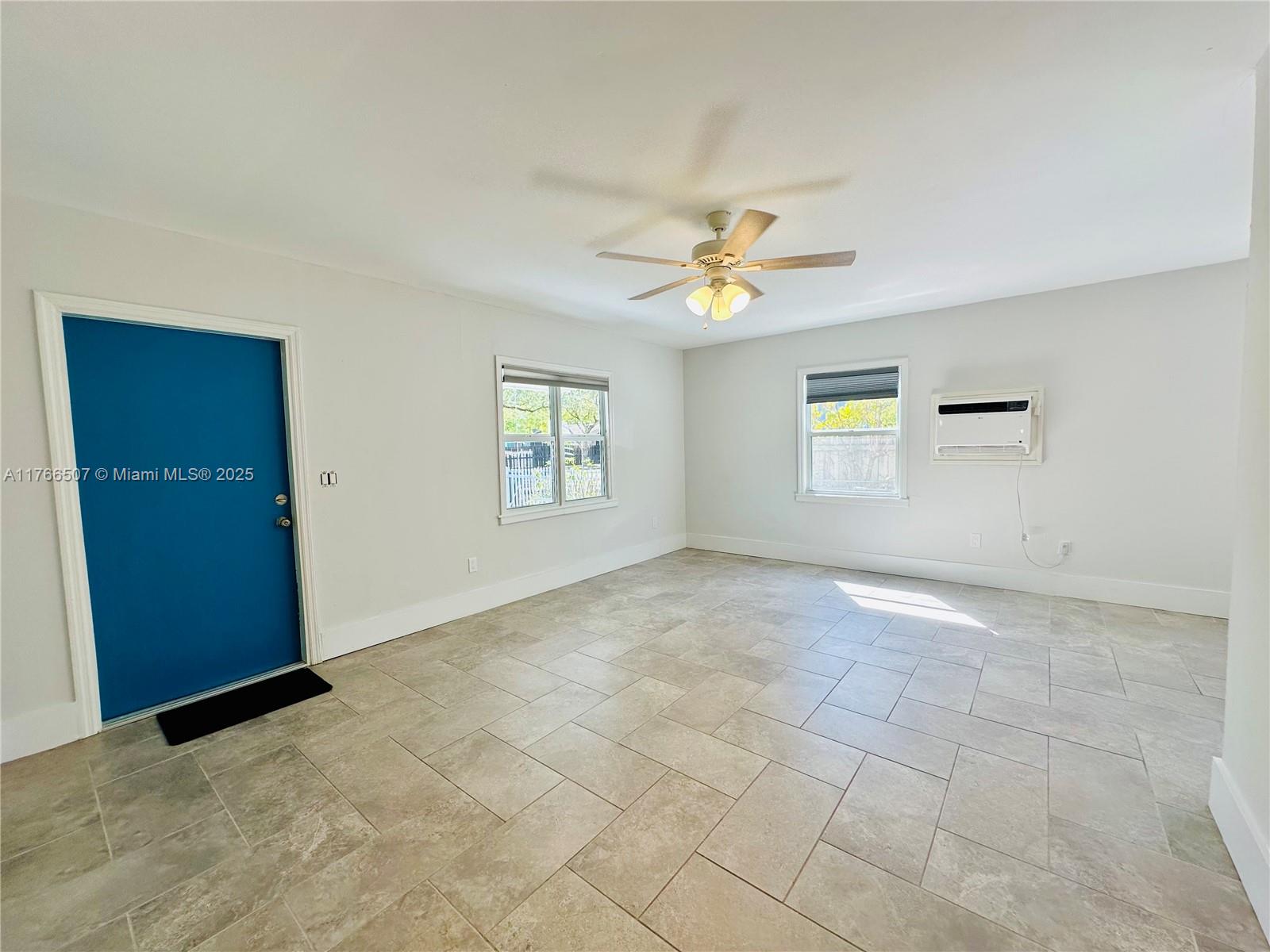 765 NW 125th St