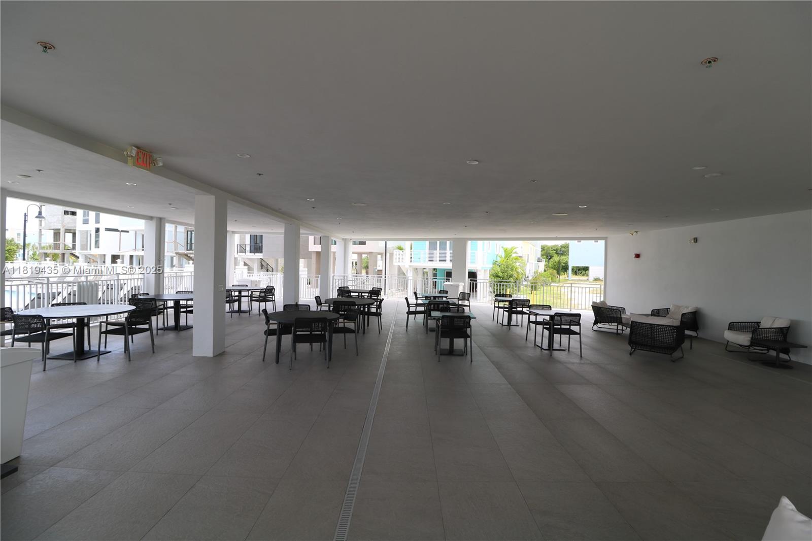 KEY LARGO OCEAN RESORT - Land