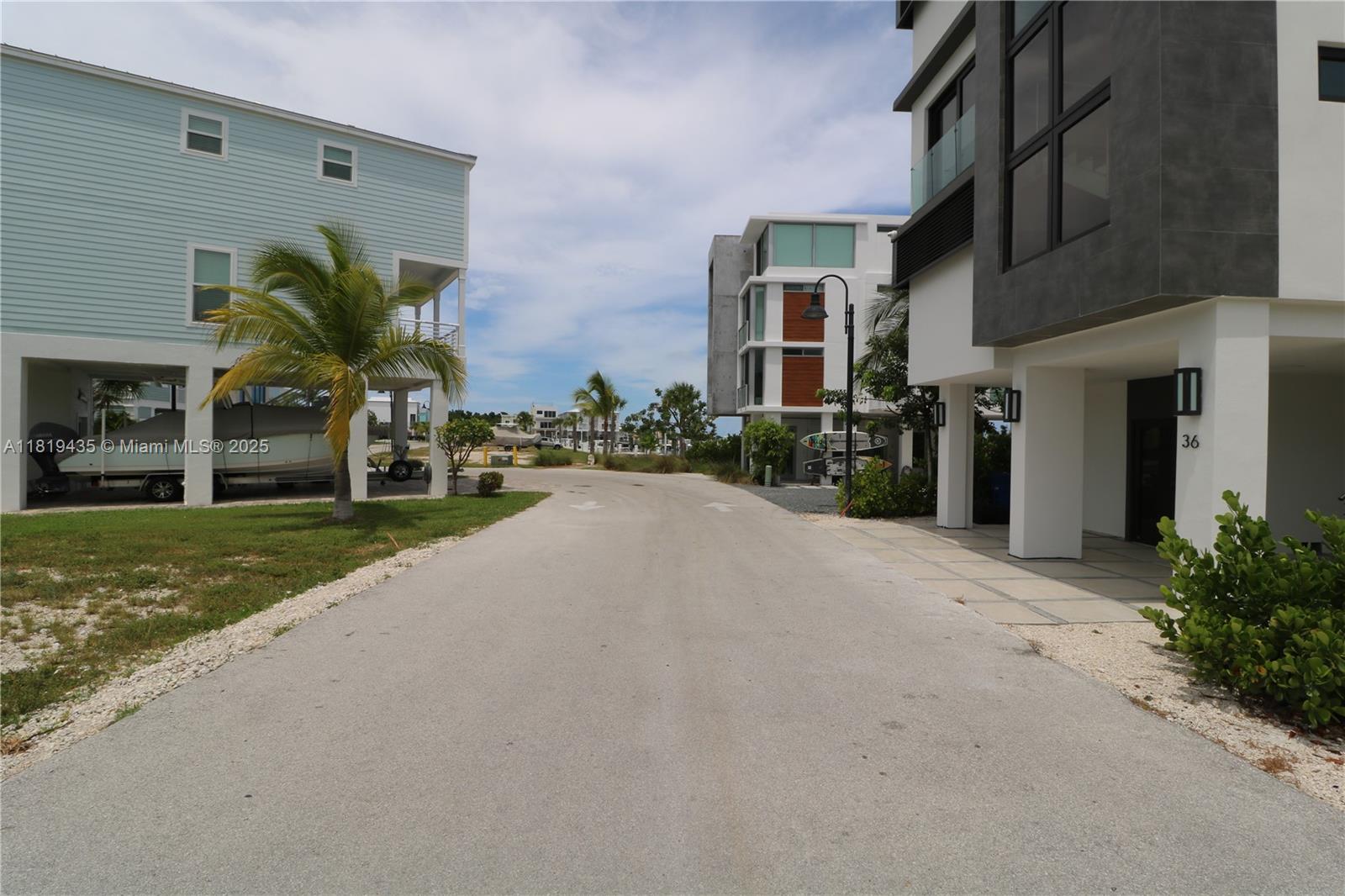 KEY LARGO OCEAN RESORT - Land