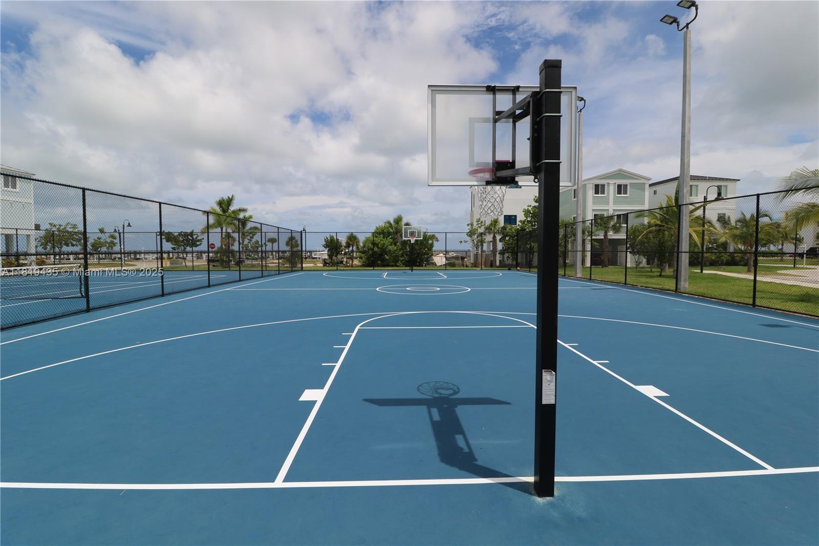 KEY LARGO OCEAN RESORT - Land