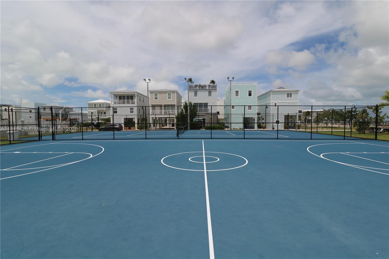 KEY LARGO OCEAN RESORT - Land