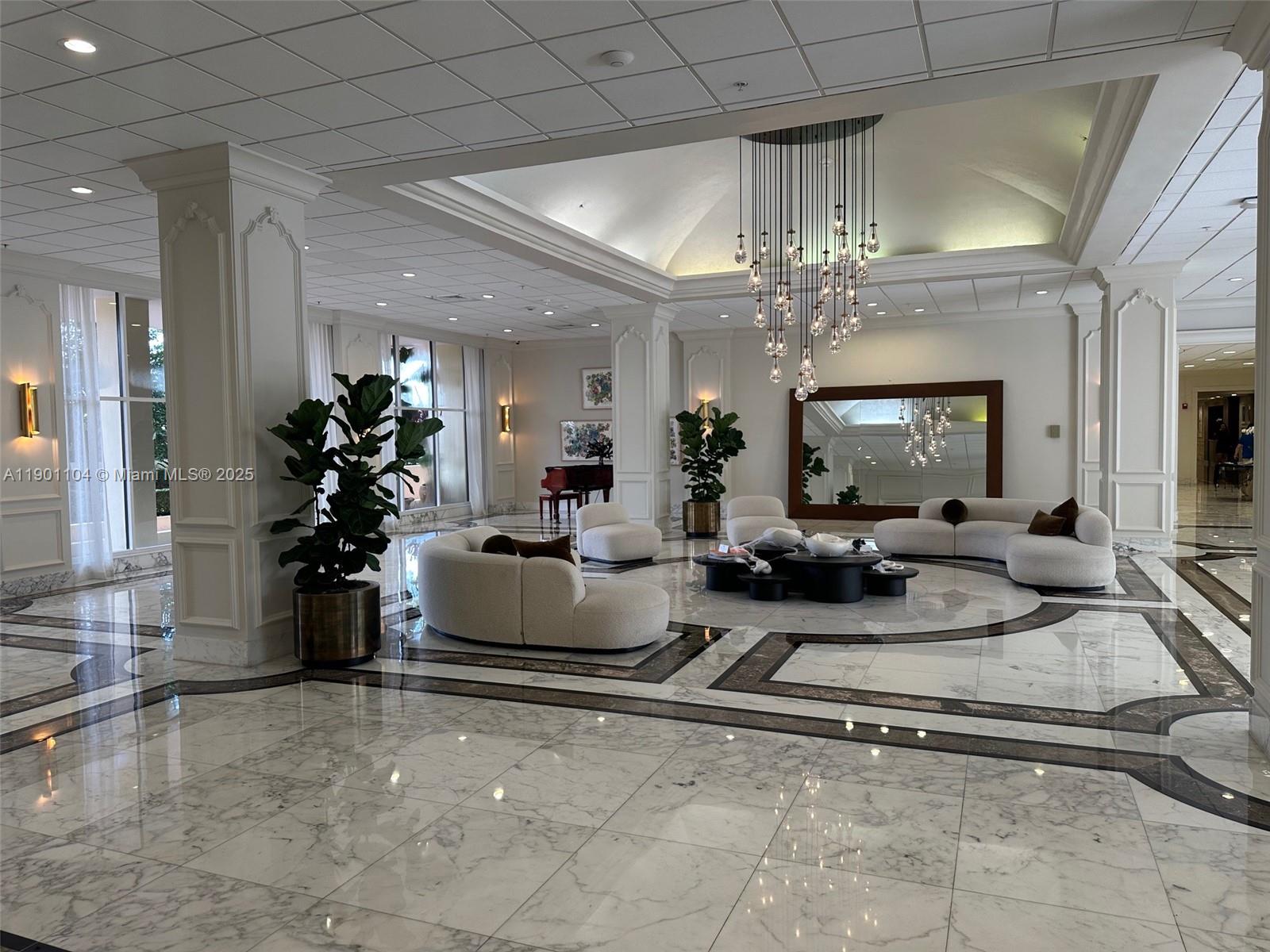 5600 CONDO - Residential