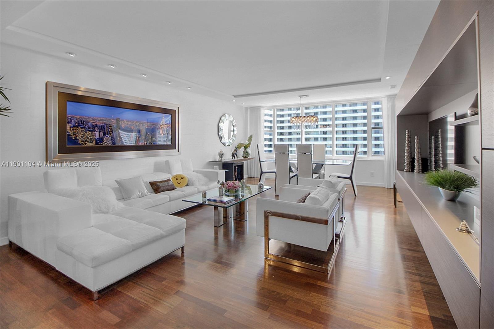5600 CONDO - Residential