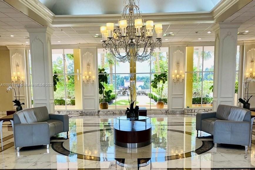 5600 CONDO - Residential