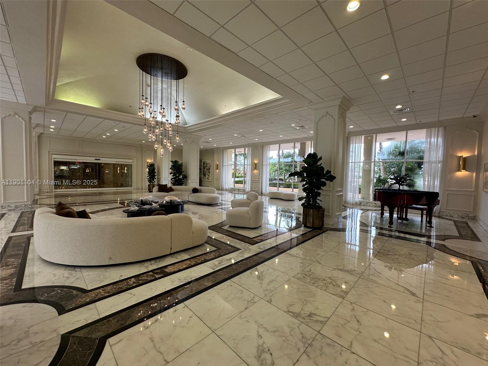 5600 CONDO - Residential