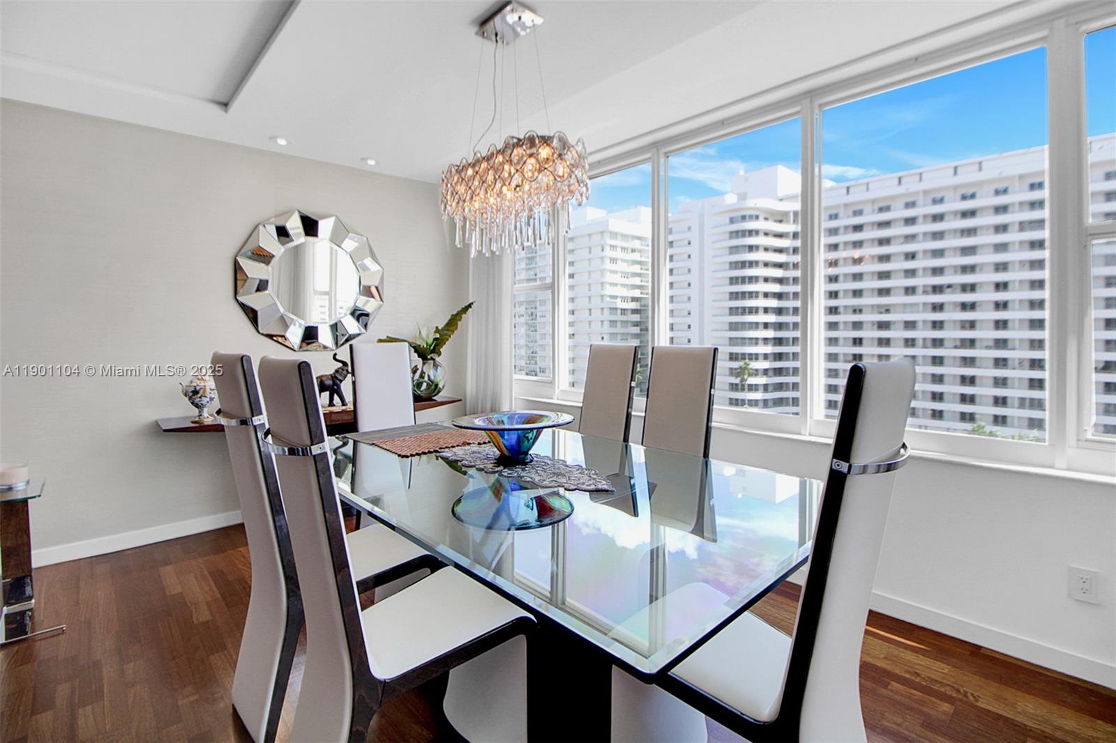 5600 CONDO - Residential