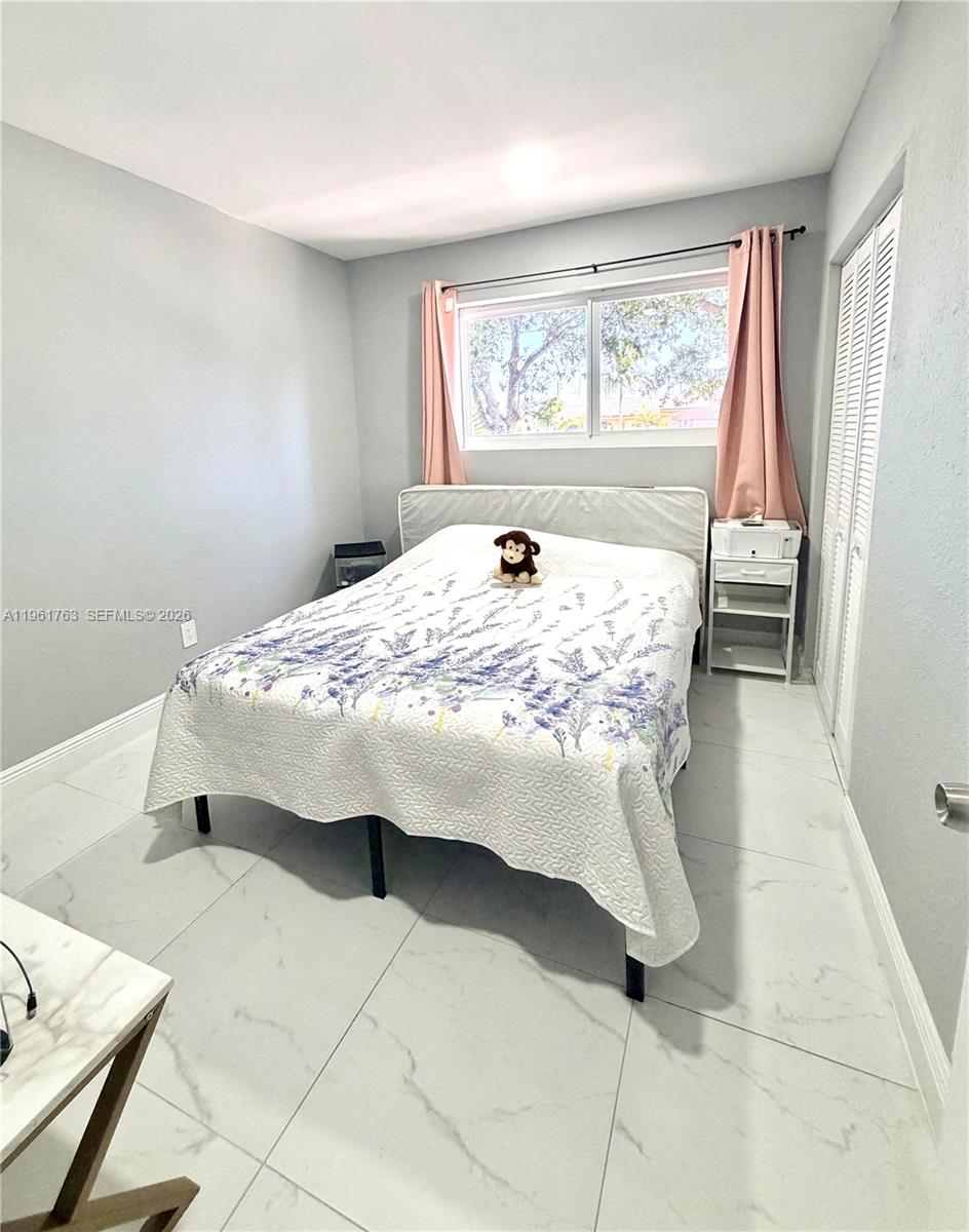 HIALEAH 14 ADDN - Residential