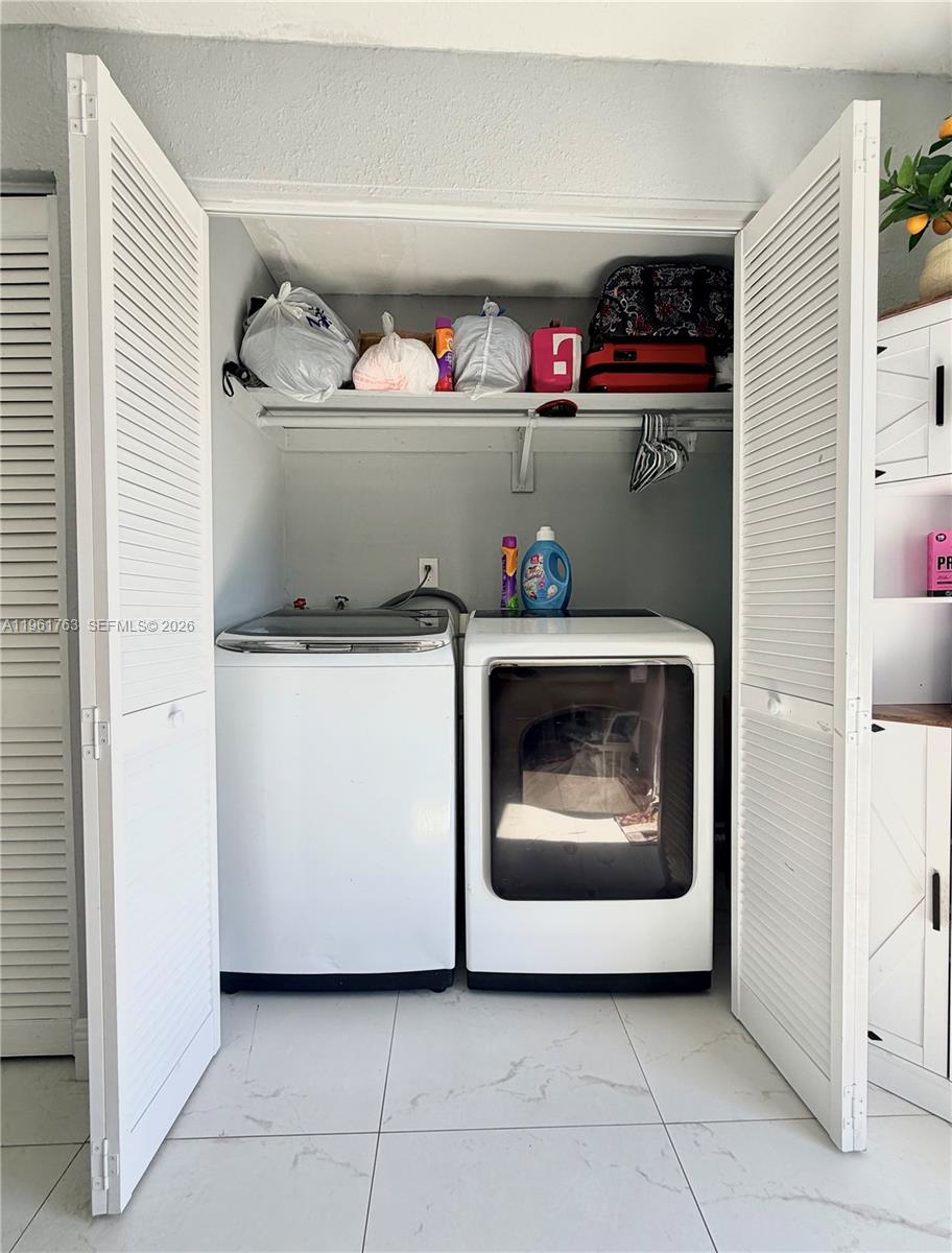 HIALEAH 14 ADDN - Residential