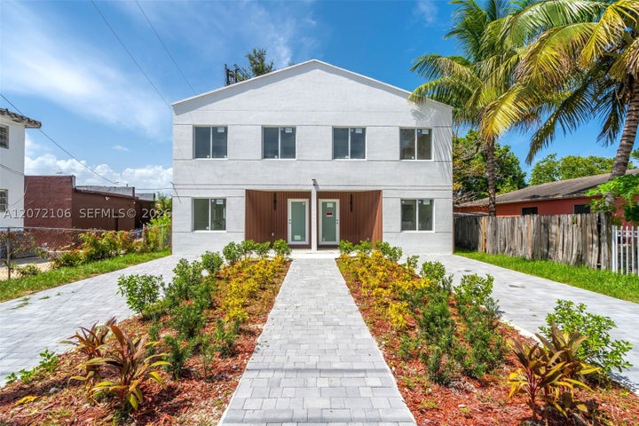 Photo 1 of 24 — 1627 NW 40th St, Miami, FL 33142