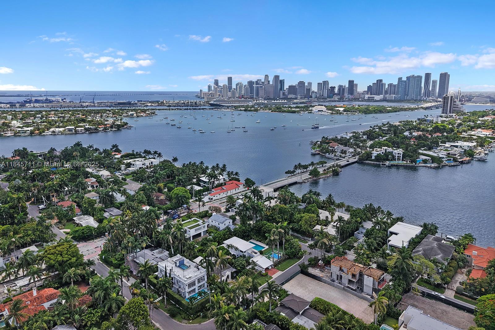 SAN MARINO ISLAND - Residential