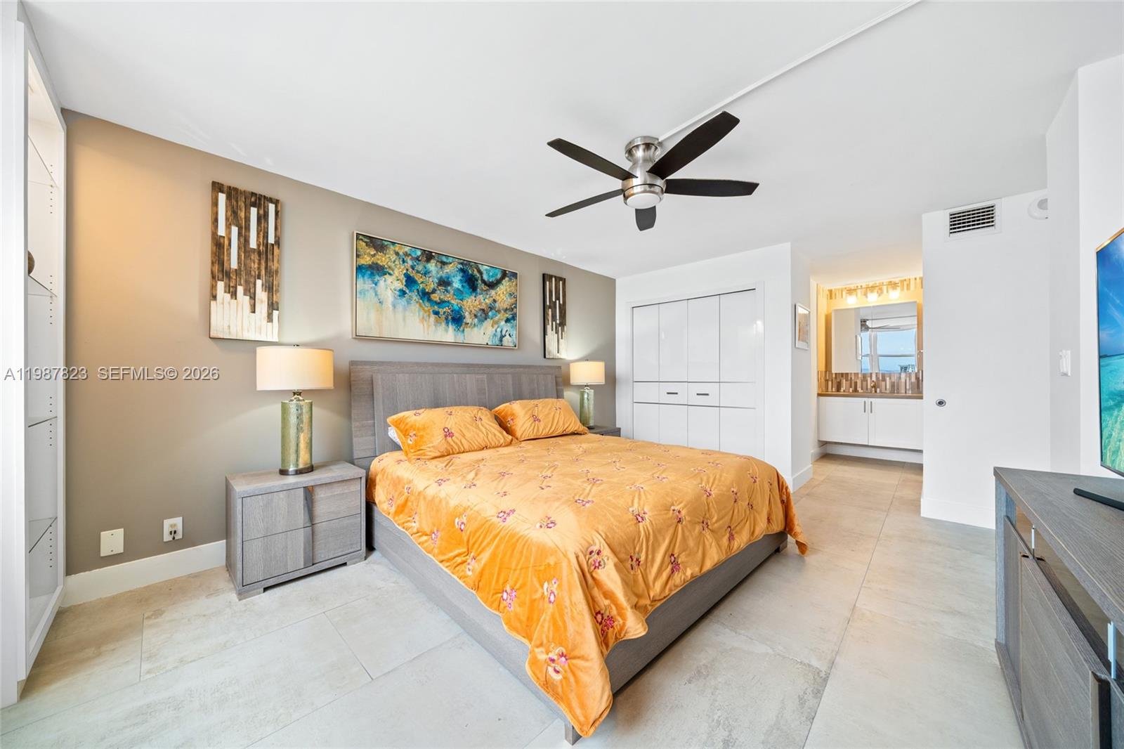 QUADOMAIN TOWER I AND IV - Residential