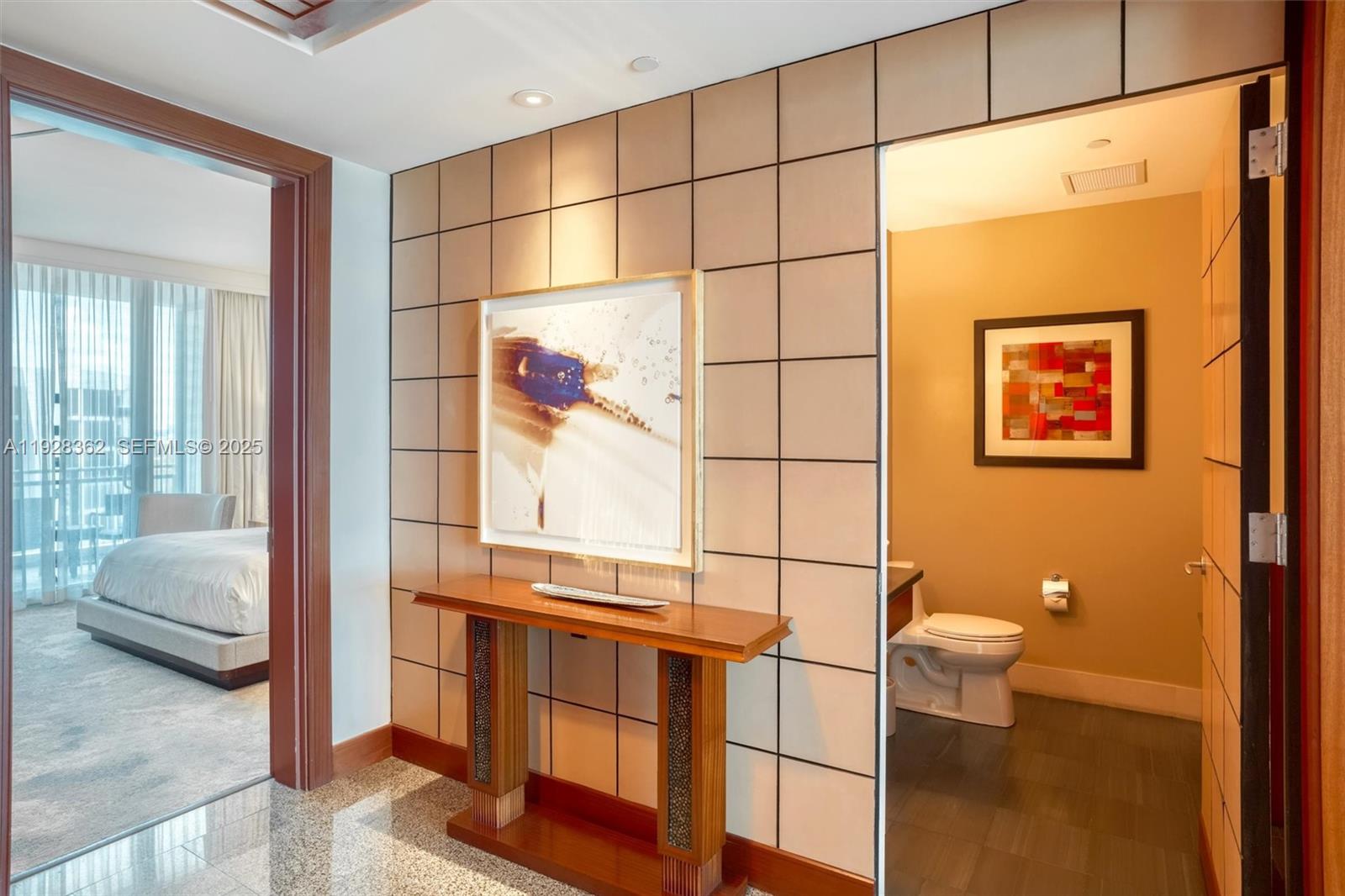 10295 Collins Ave. 1014