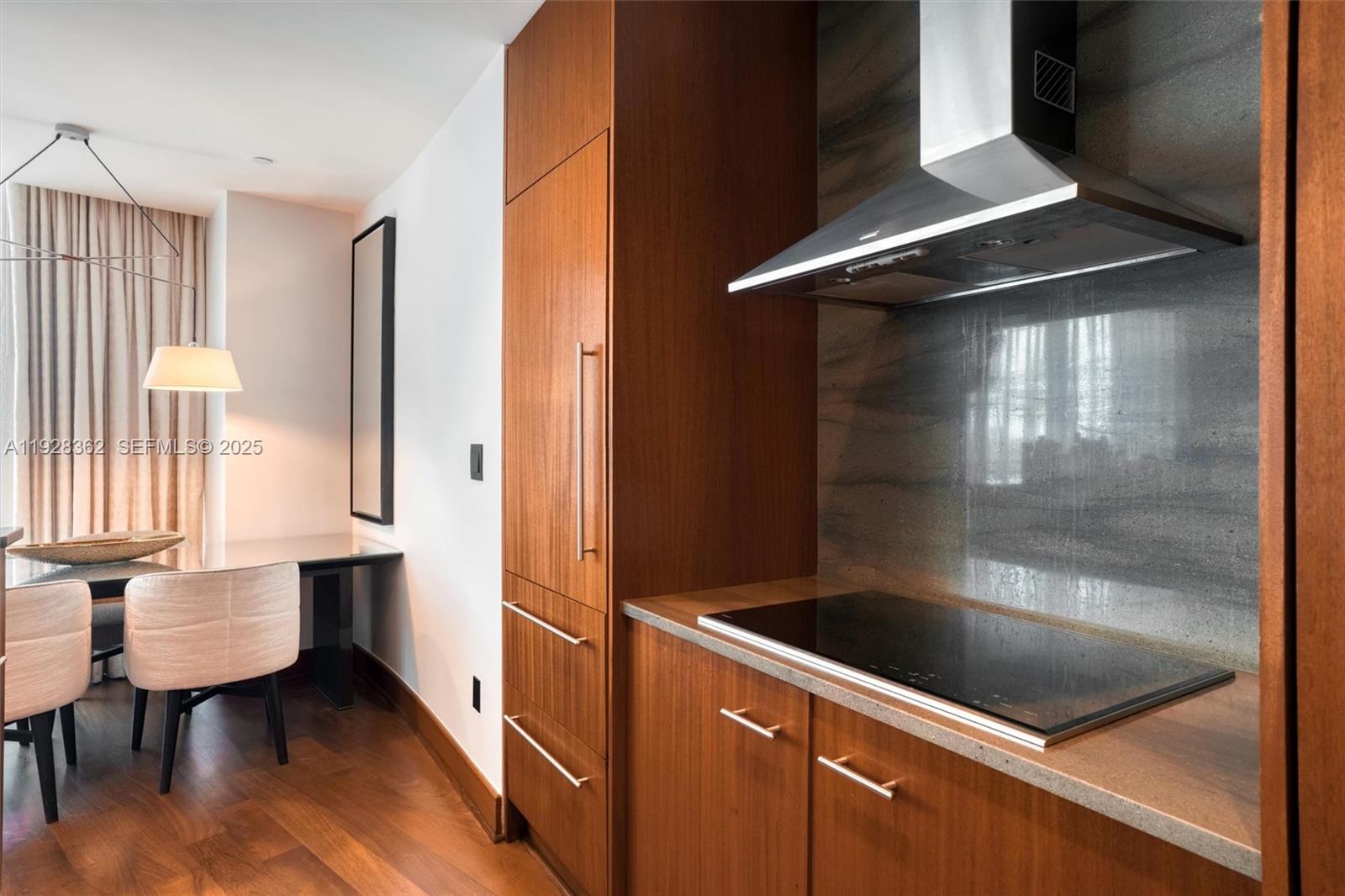 10295 COLLINS AVE HOTEL C - Residential