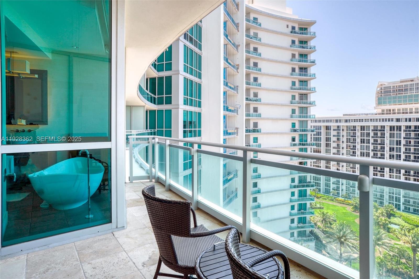 10295 COLLINS AVE HOTEL C - Residential