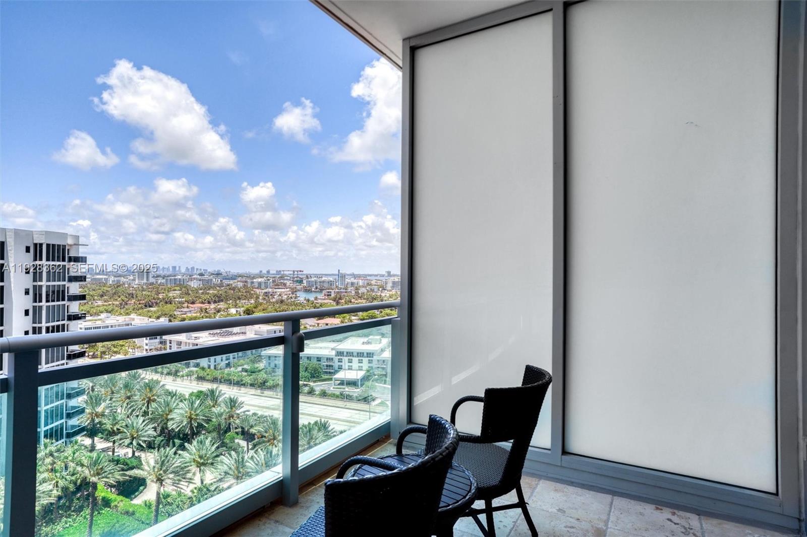10295 COLLINS AVE HOTEL C - Residential