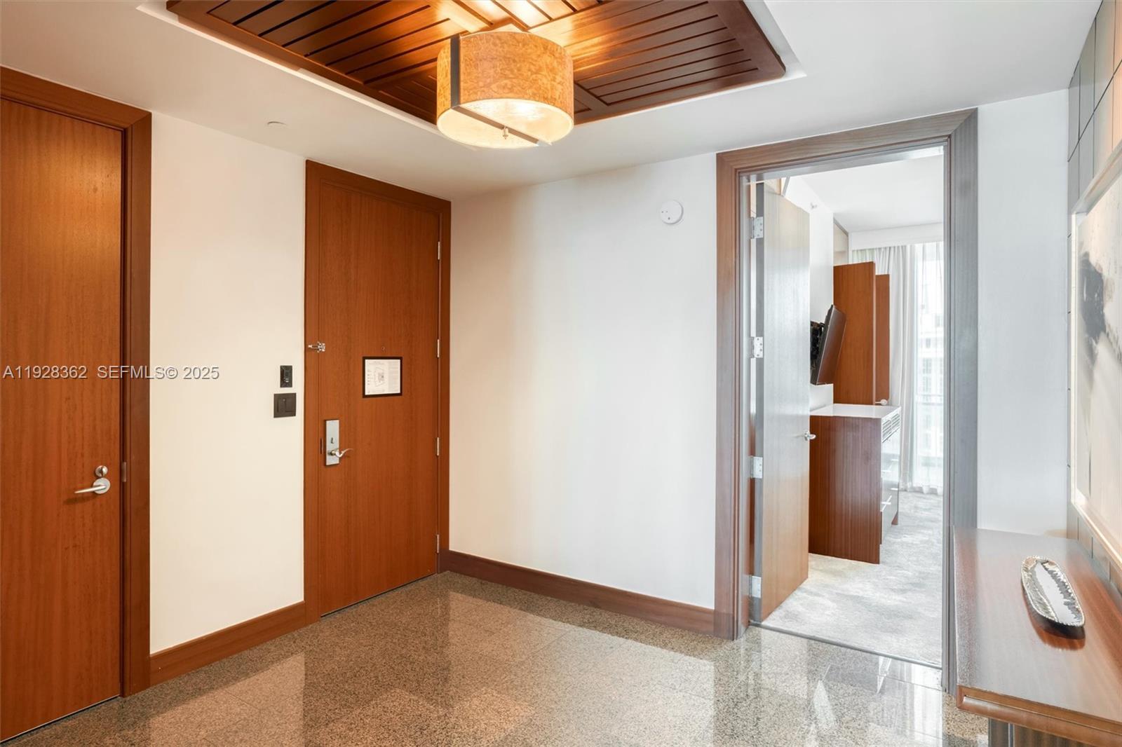 10295 COLLINS AVE HOTEL C - Residential