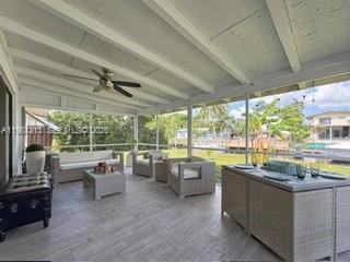 LAUDERDALE ISLES NO 2-BLK - Residential