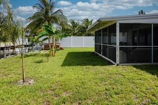 LAUDERDALE ISLES NO 2-BLK - Residential