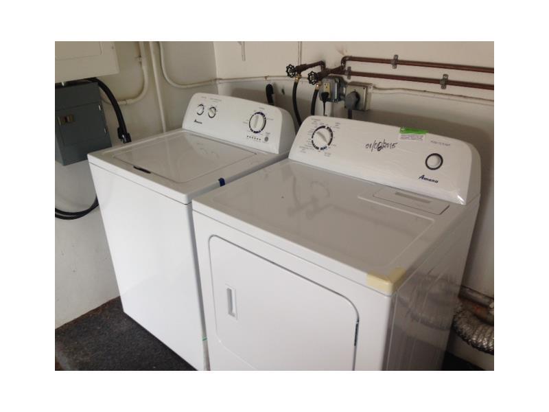 PALM-AIRE VILLAGE - Residential