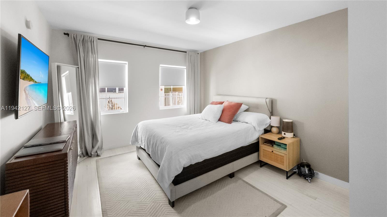 645 MICHIGAN AVE CONDO - Residential