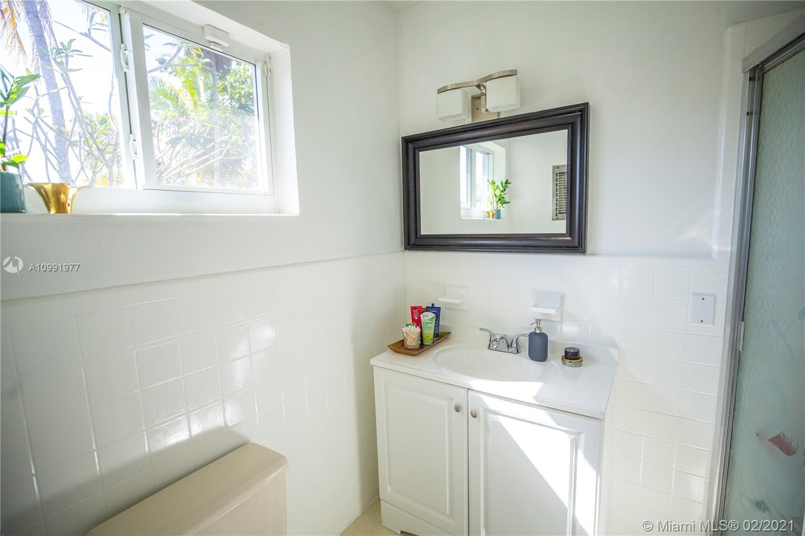 JOHN BELTON SPARLING ESTA - Residential