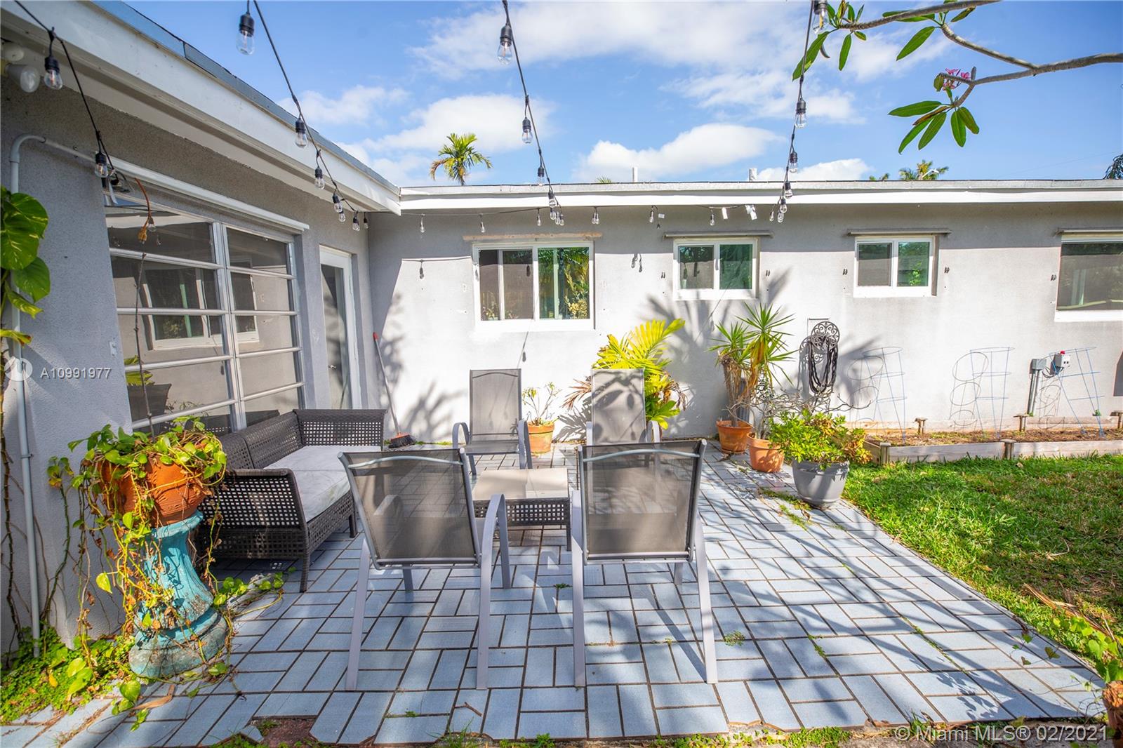 JOHN BELTON SPARLING ESTA - Residential