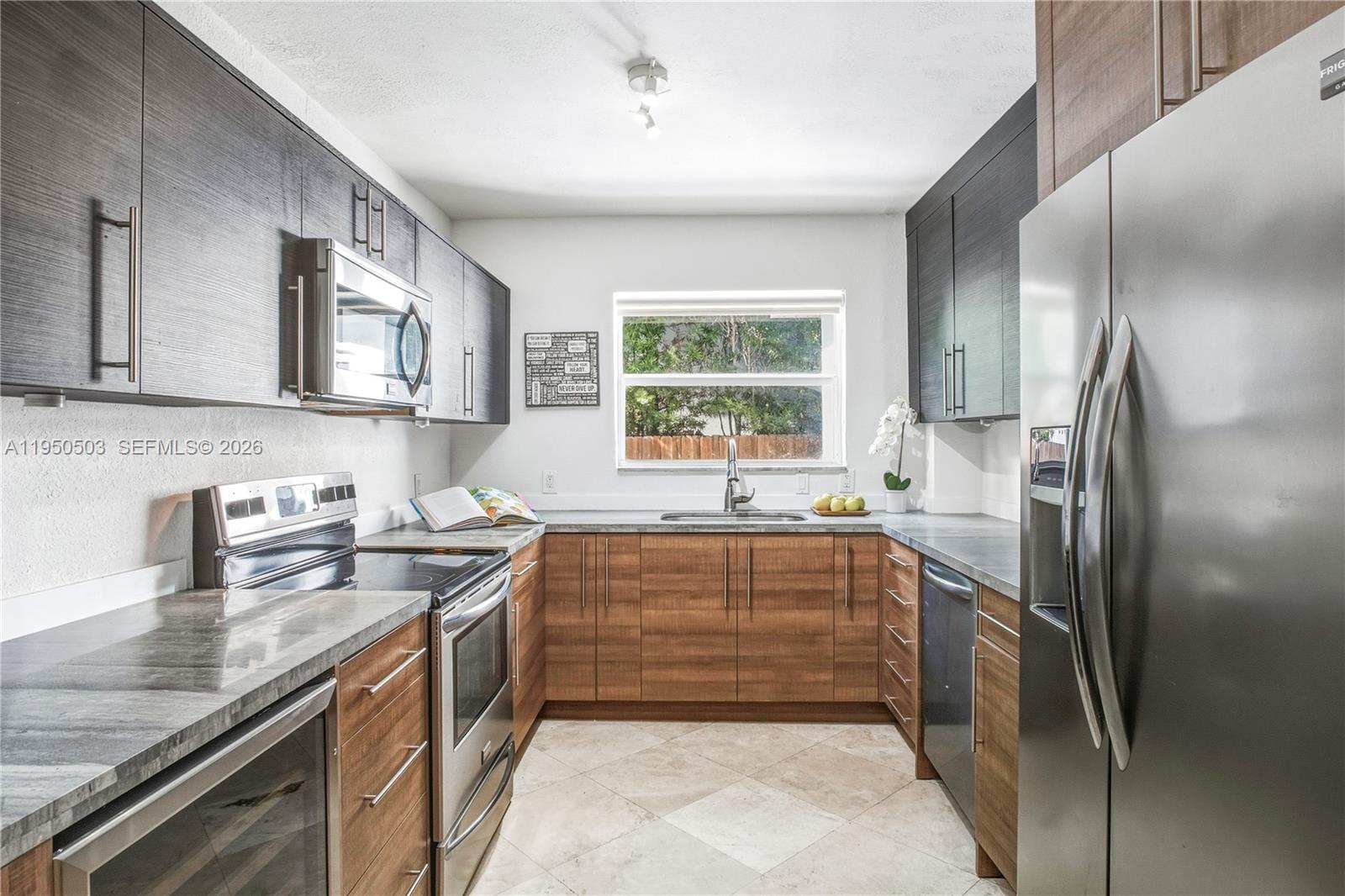 DAVIS HARBOR - Residential