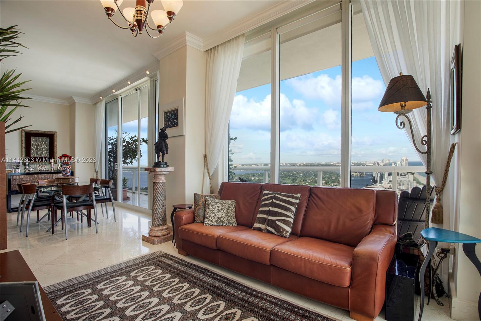 BLUE DIAMOND CONDO - Residential