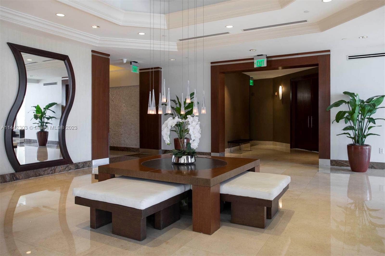 BLUE DIAMOND CONDO - Residential