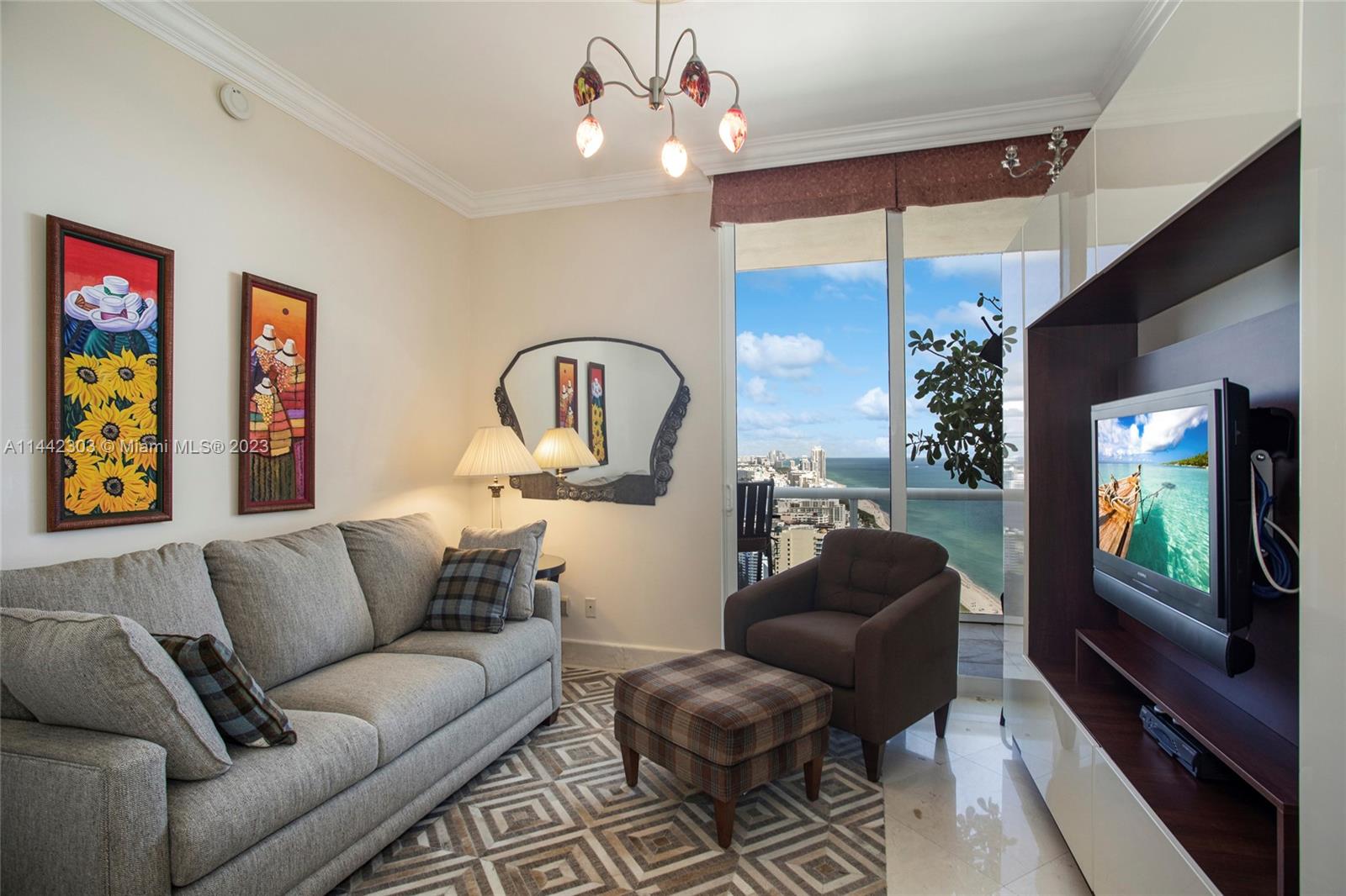 BLUE DIAMOND CONDO - Residential