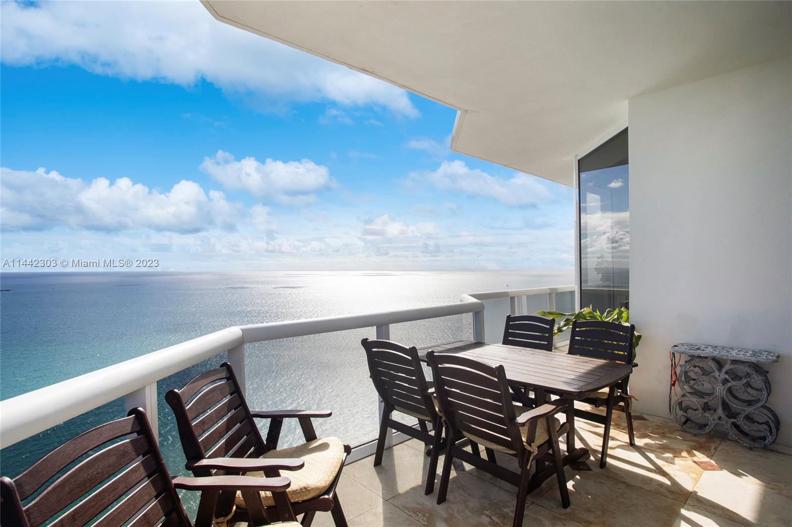 BLUE DIAMOND CONDO - Residential