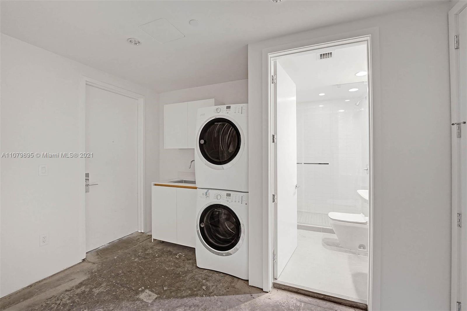 OCEANA BAL HARBOUR CONDO - Residential