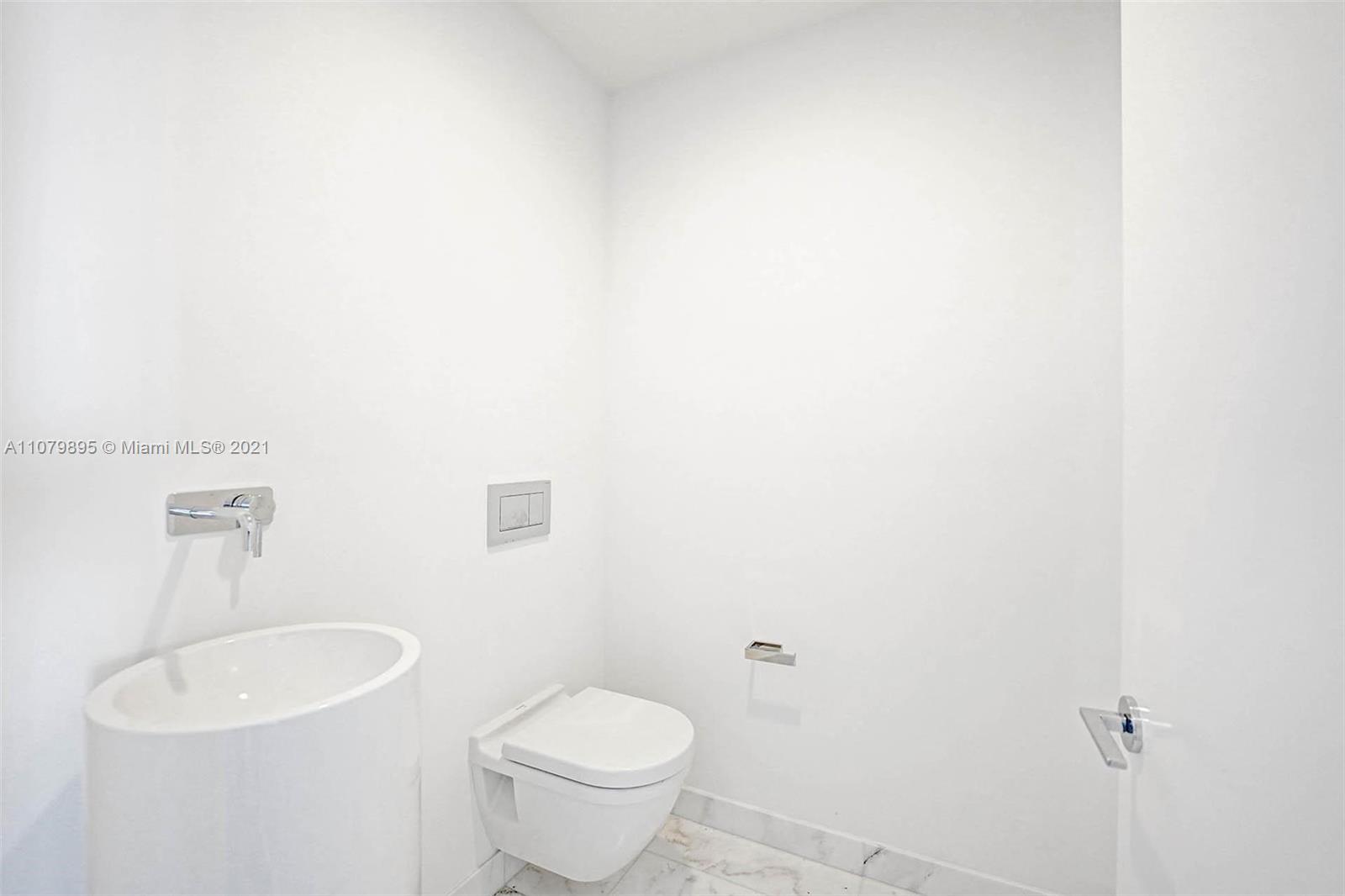 OCEANA BAL HARBOUR CONDO - Residential