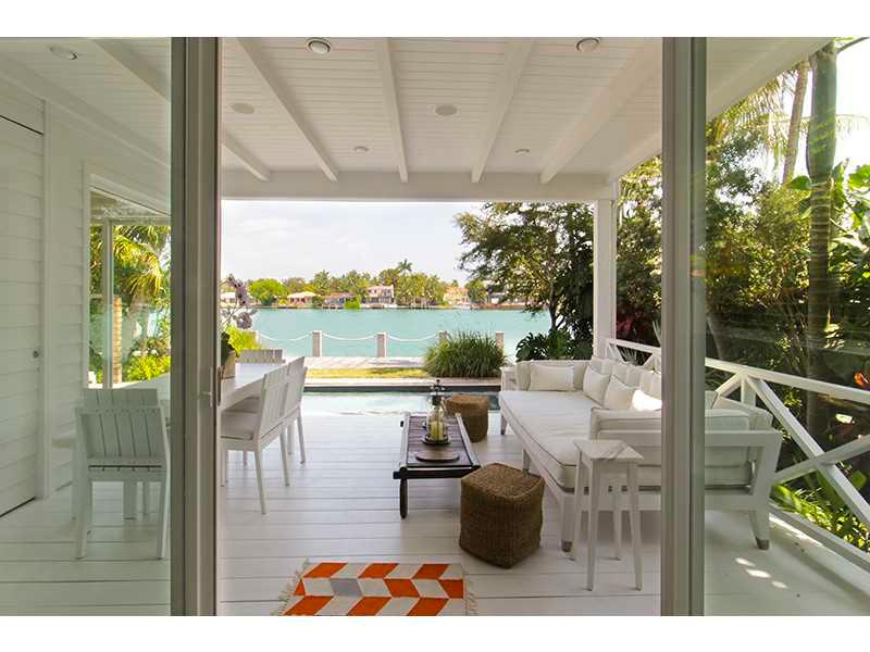 32 53 42 SAN MARINO ISLAN - Residential