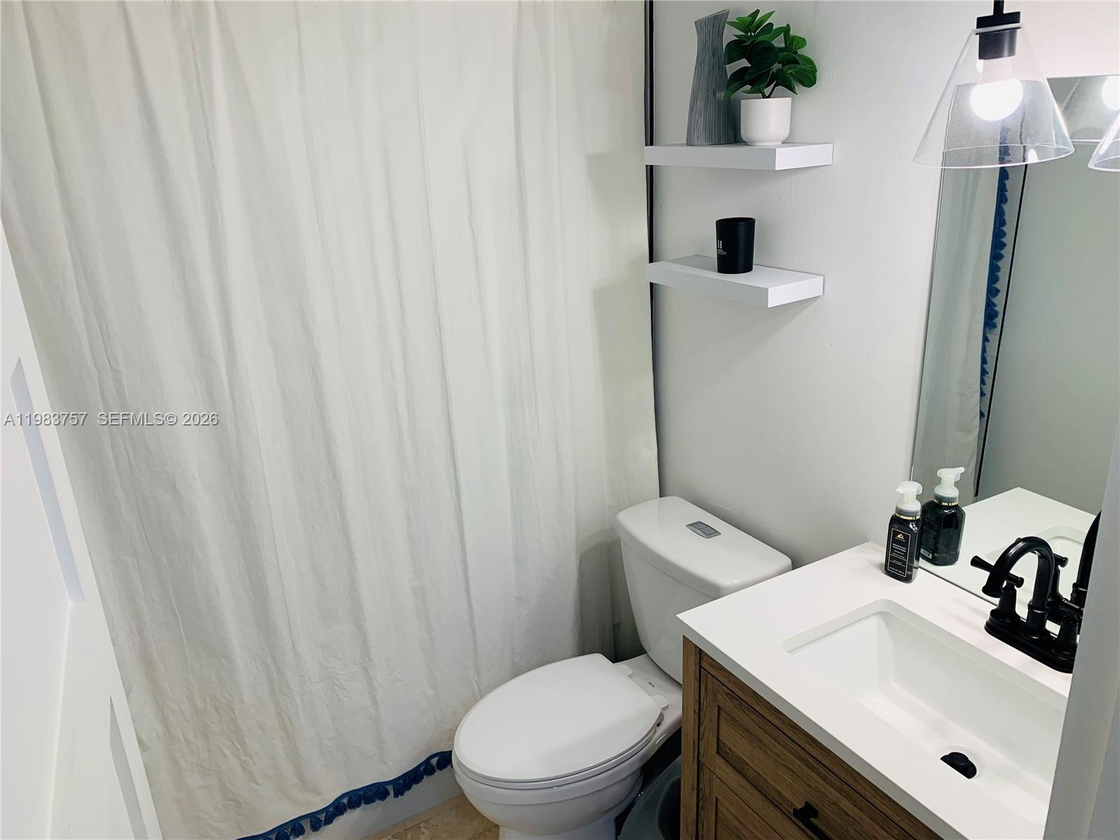 ADMIRAL FARRAGUT CONDO - Residential