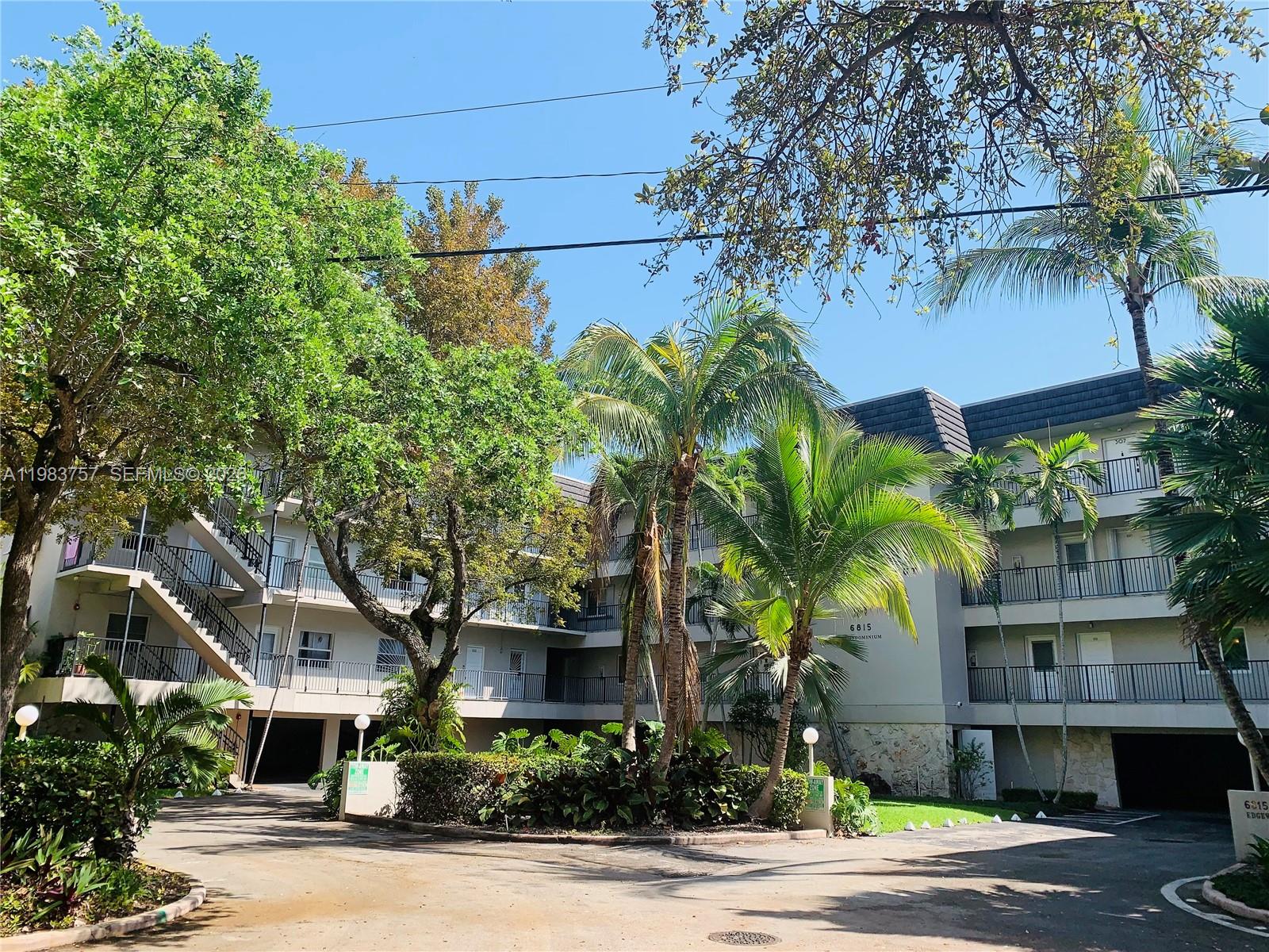 ADMIRAL FARRAGUT CONDO - Residential