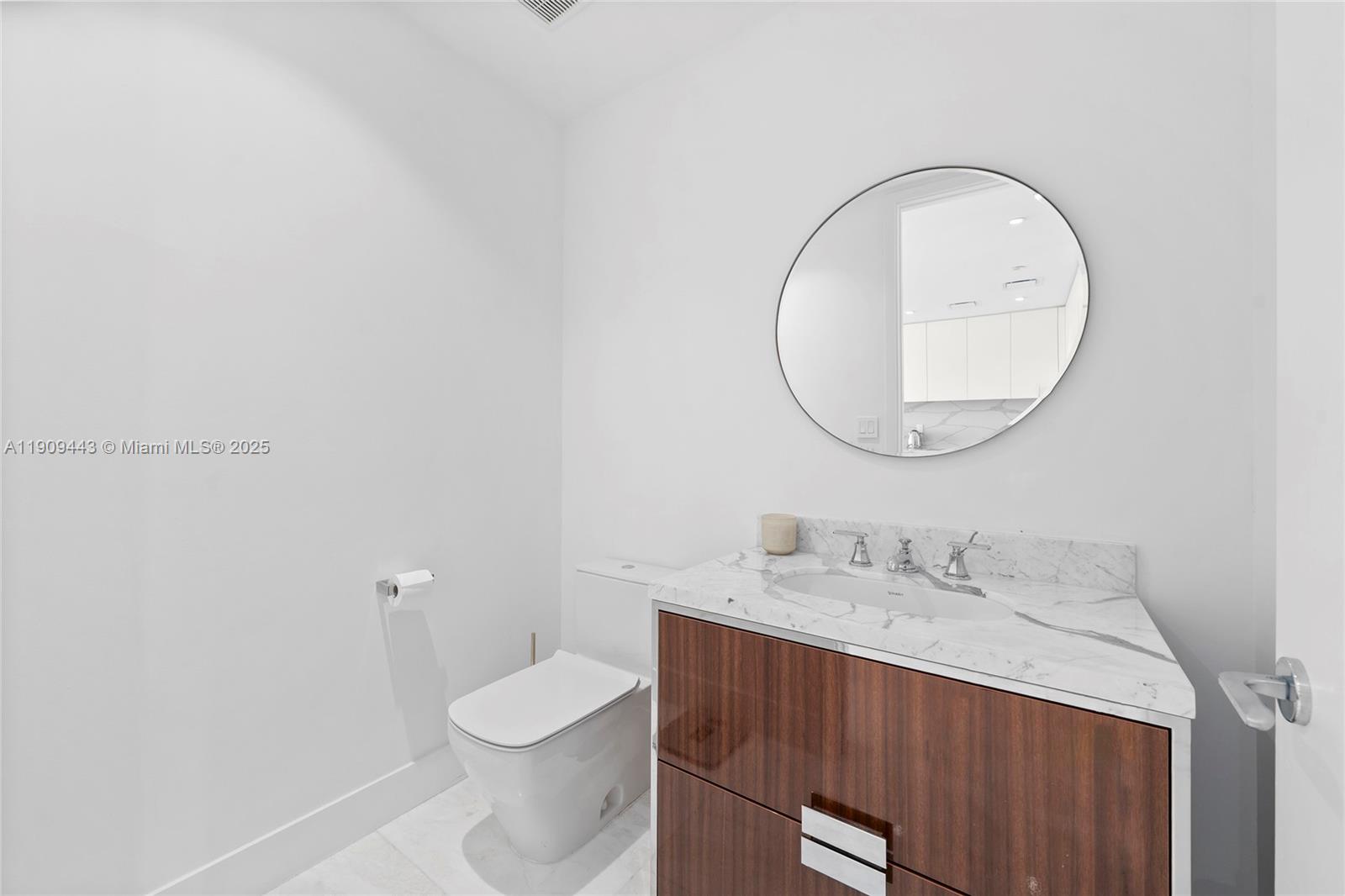 15701 COLLINS CONDO - Residential Lease