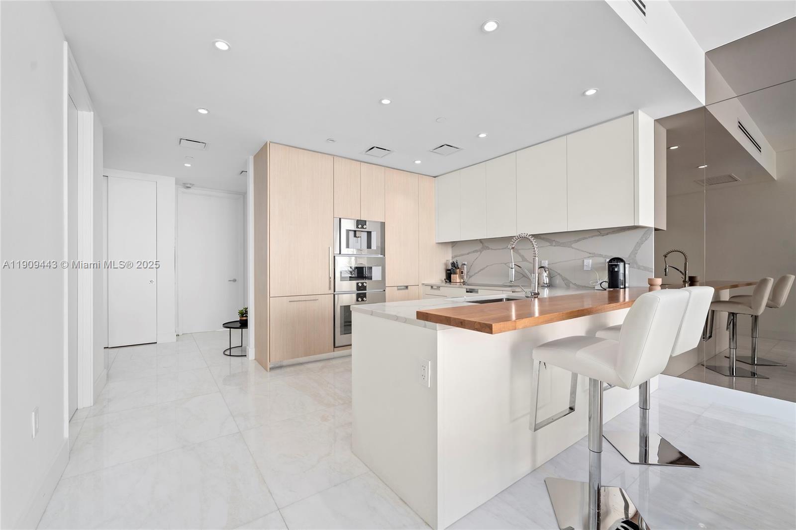 15701 COLLINS CONDO - Residential Lease