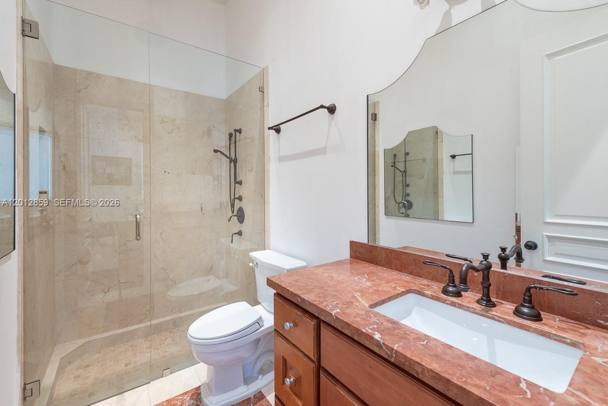 OAK RIDGE FALLS THIRD ADD - Residential