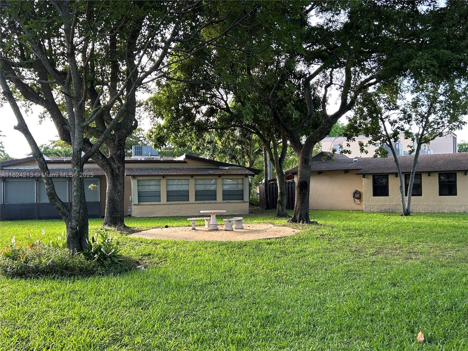 VILLAS AT CARRIAGE HILLS - Residential
