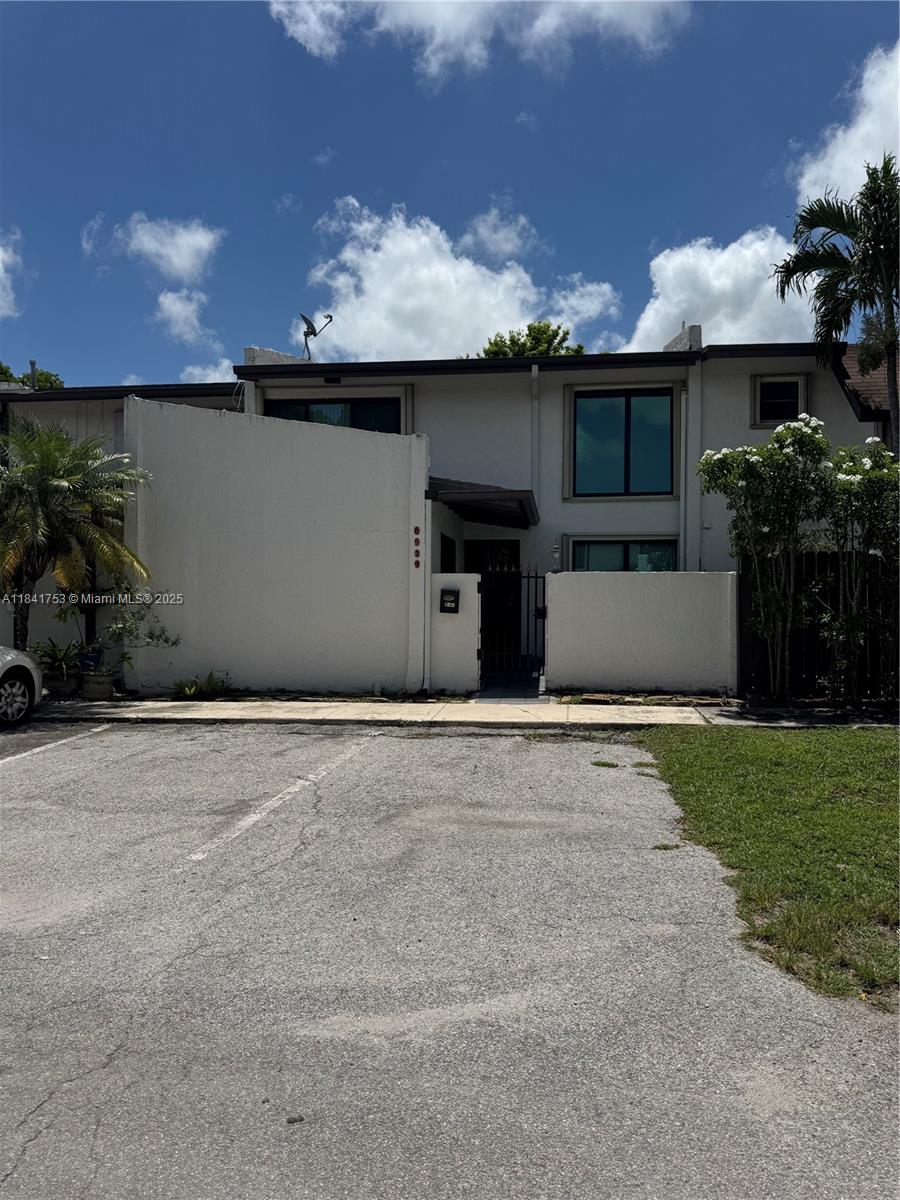 6929 SW 109th Pl