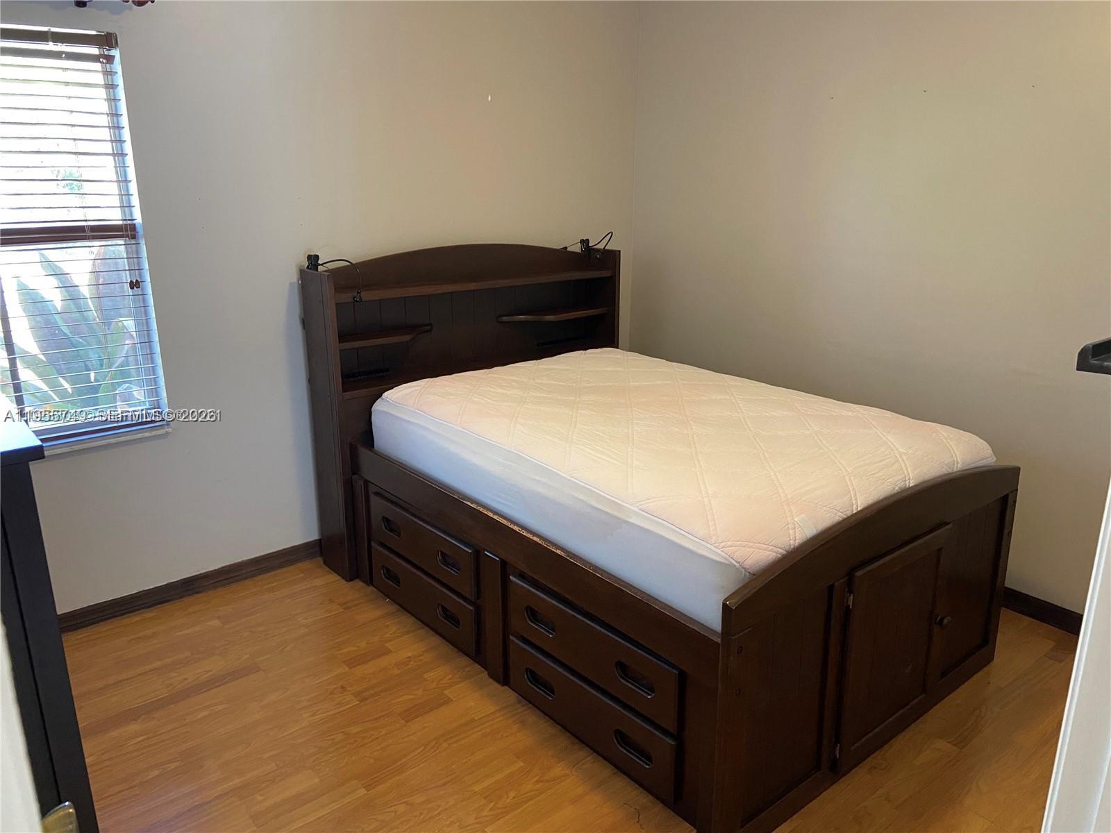 QUIRCH SUB - Residential